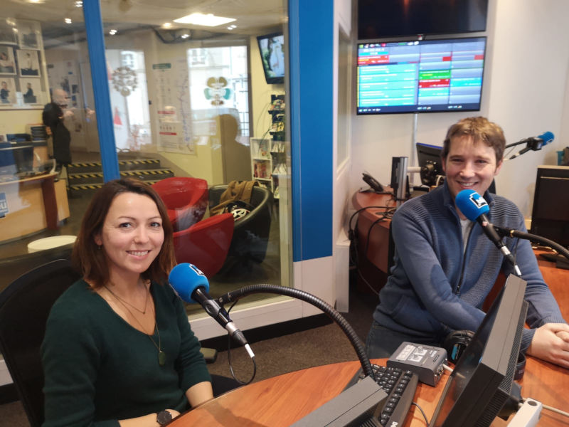 Interview radio avec Gauthier Pathuro dans les studios de France Bleu Mayenne